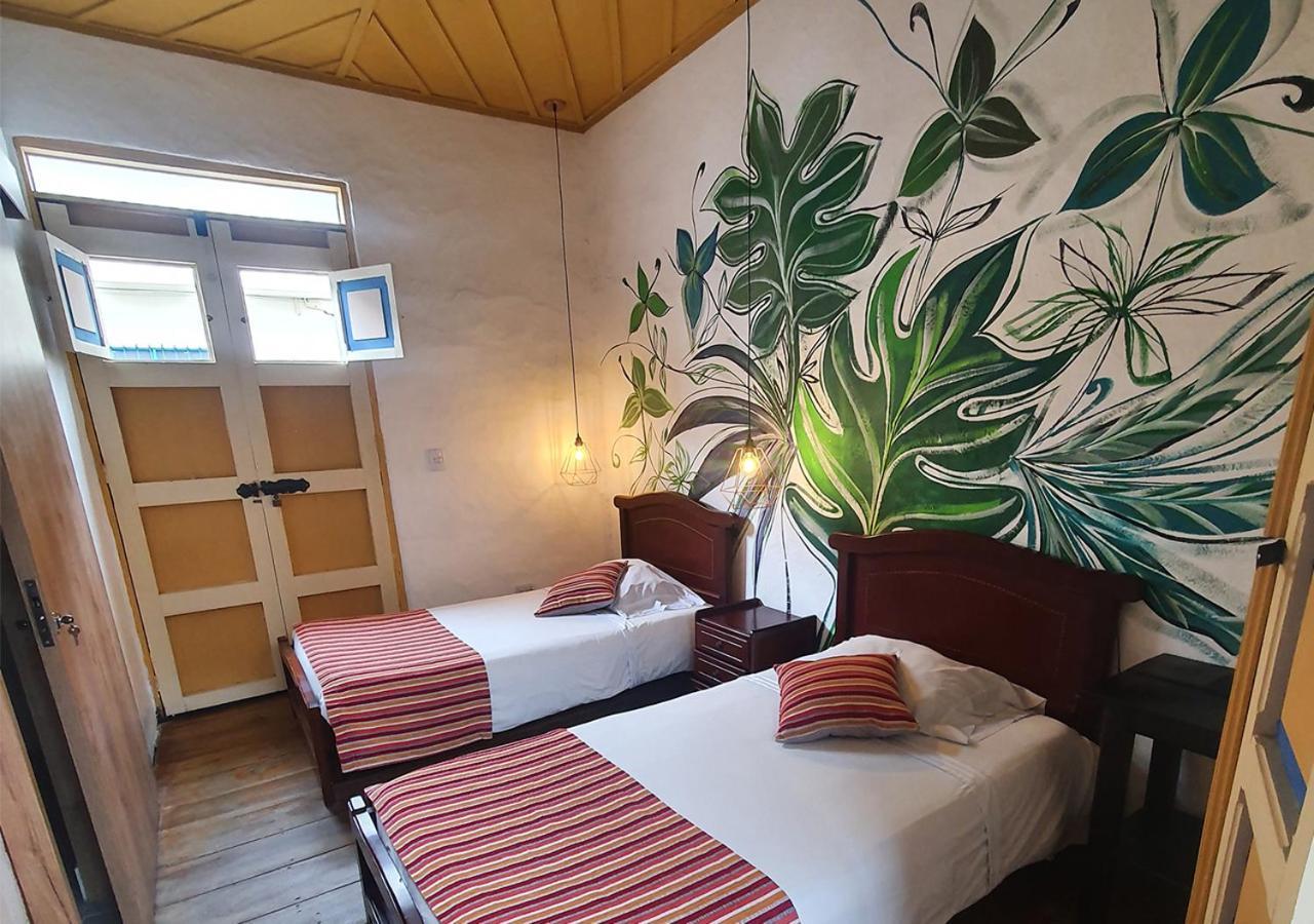 Hostal Ciudad De Segorbe Саленто Екстер'єр фото