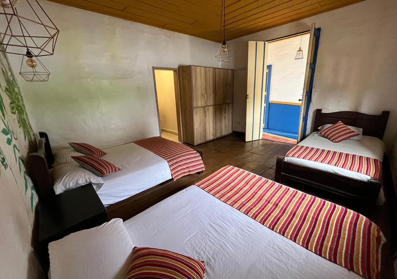Hostal Ciudad De Segorbe Саленто Екстер'єр фото