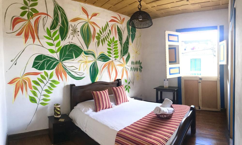 Hostal Ciudad De Segorbe Саленто Екстер'єр фото