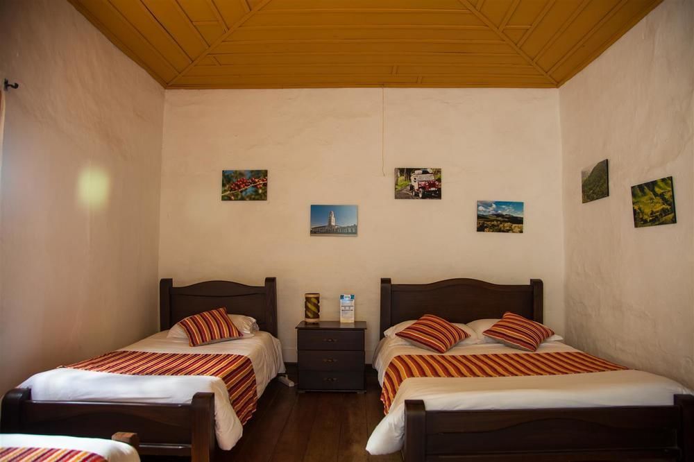 Hostal Ciudad De Segorbe Саленто Екстер'єр фото